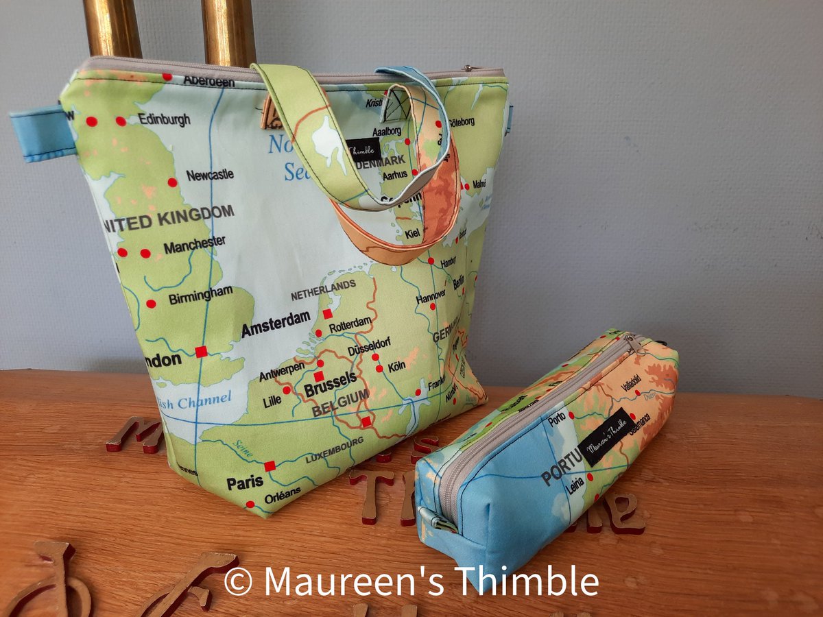 MoMuyden's tweet photo. SALE! Reageer met "verkocht" en de tas is voor 22,50 voor jou!

Van deze projectbags is er 1 met leuke landkaarten stof. Een must voor elke reis liefhebber!
De maat is 28x28 cm en groot genoeg voor je kleinere projectjes.
De etui is verkocht. 

Of kijk op https://t.co/3BgQ4NmM1h https://t.co/dUwwjSRDwD