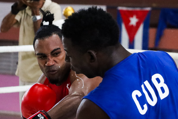 ARLEN López (GTM) debutó con triunfo válido para la  medalla de bronce en el 60 Torneo Nacional de Boxeo Playa Girón, acogido  por esta ciudad.<a href="/CAvilaRadio10/">Emisora Surco</a>