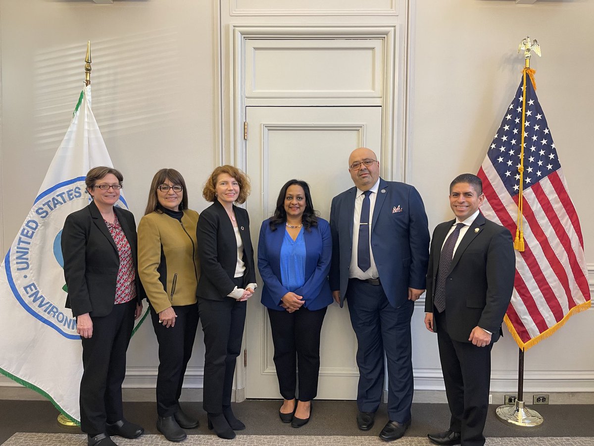 adelh2o's tweet photo. On behalf of ⁦@mwdh2o⁩, thank you Assistant Administrator ⁦@EPAwater⁩ ⁦@radhikafox⁩ for your service to our communities &amp; ensuring safe and clean water for all with no one left behind. Your leadership ⁦⁦@EPAwater⁩ was a breath of fresh air. 👏👏👏 https://t.co/49IEGOpjxP