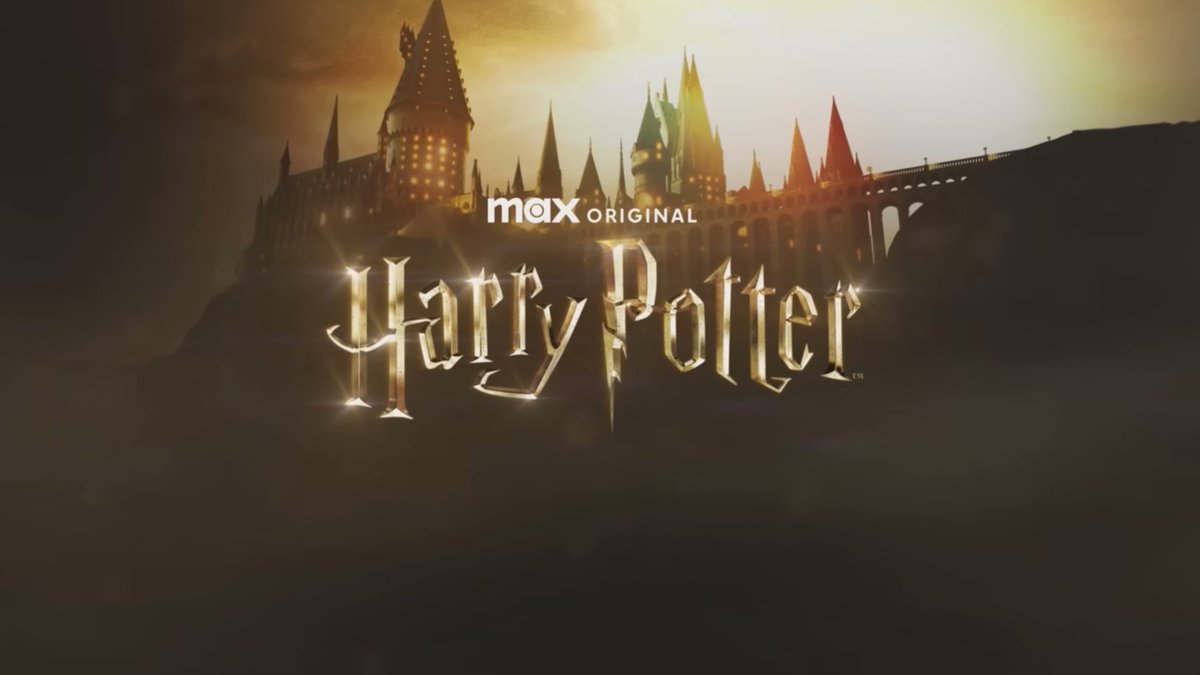 thiegonovais's tweet photo. Série de Harry Potter da MAX:

- Duração de 10 anos
- 7 temporadas adaptando cada um dos livros
- Orçamento parecido/até maior que GOT E HOTD
- Mesmo produtor (Heyman) dos filmes da série
- J.K.Rowling como produtora executiva
- Deve estrear em 2026
- Fiel e autêntica aos livros https://t.co/7SeatXqAWH