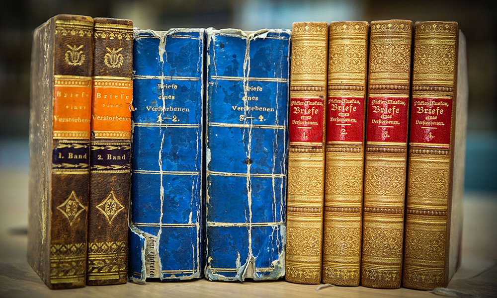 Guest post today by Amelie Albrecht on Prince Hermann von Pückler! A number of early editions of his most famous books can be found in the Gottschalk Collection! @ULLibrary Read more and subscribe to our blog at: wp.me/pcoZe5-5nE