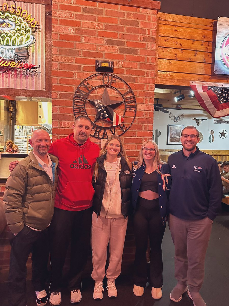 The tradition continues w/ the annual Senior &amp; Staff Dinner (minus Coach Turner)
We were excited to be able to celebrate <a href="/becca_gore15/">Becca</a> and <a href="/Aubrey66542697/">Aubrey</a> for all their work and commitment to the program

We will miss them but are excited for what their future holds! Congrats!
