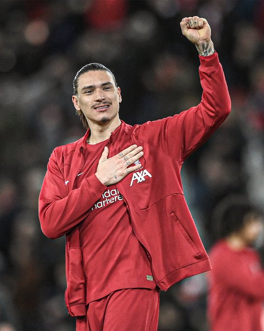 LFCHistoryShow's tweet photo. RETWEET if you Love this footballer. Game changer. Love the lad we do. #LFC  #YNWA @Darwinn99 https://t.co/Ah1DWd6cPv