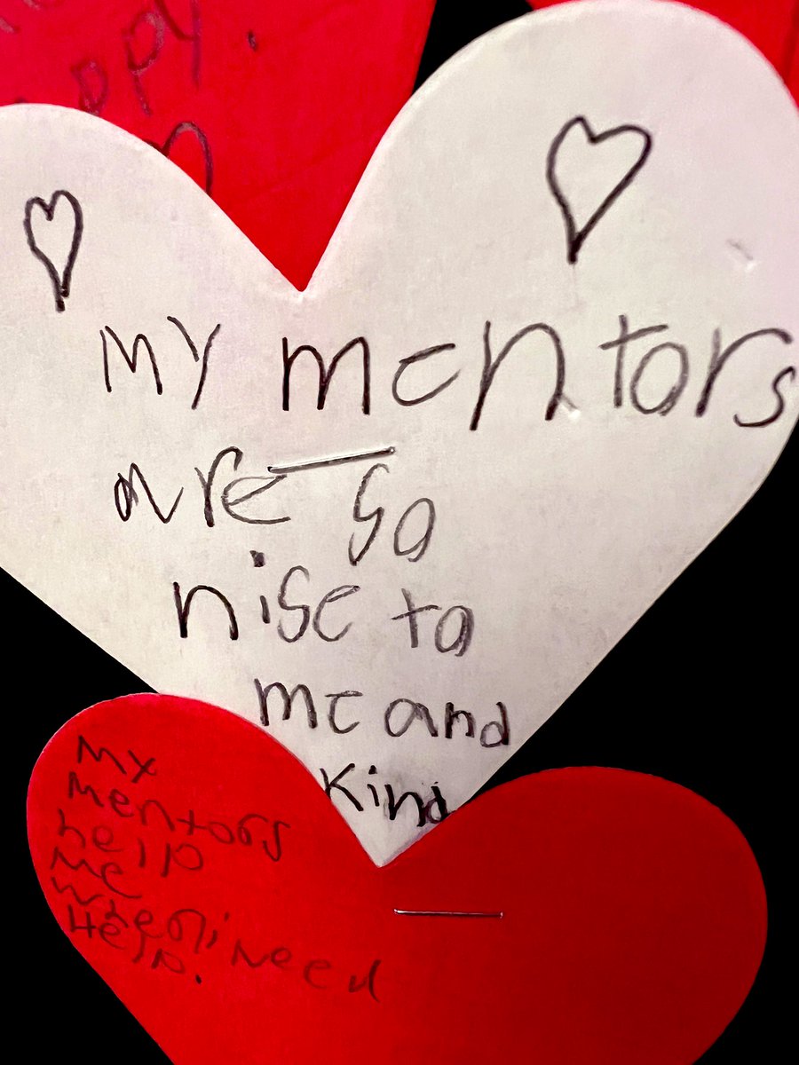 MsPackMCE's tweet photo. Might be a little early for ❤️s but our @McClelland_ES HOSTS students just can’t hide their love for our mentors! #WeAreWayne https://t.co/PCiXdihpGb