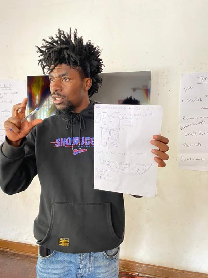 BarefeetTheatre's tweet photo. We are happy to be back for 2024.
Yesterday we had our brainstorming and planning sessions for the #EcoClosetProject.
We are excited about our upcoming exhibition to showcase our art pieces that we will create from recycled materials.
@hivosrosa @Sandra_Suubi https://t.co/s8a4b0iOCe