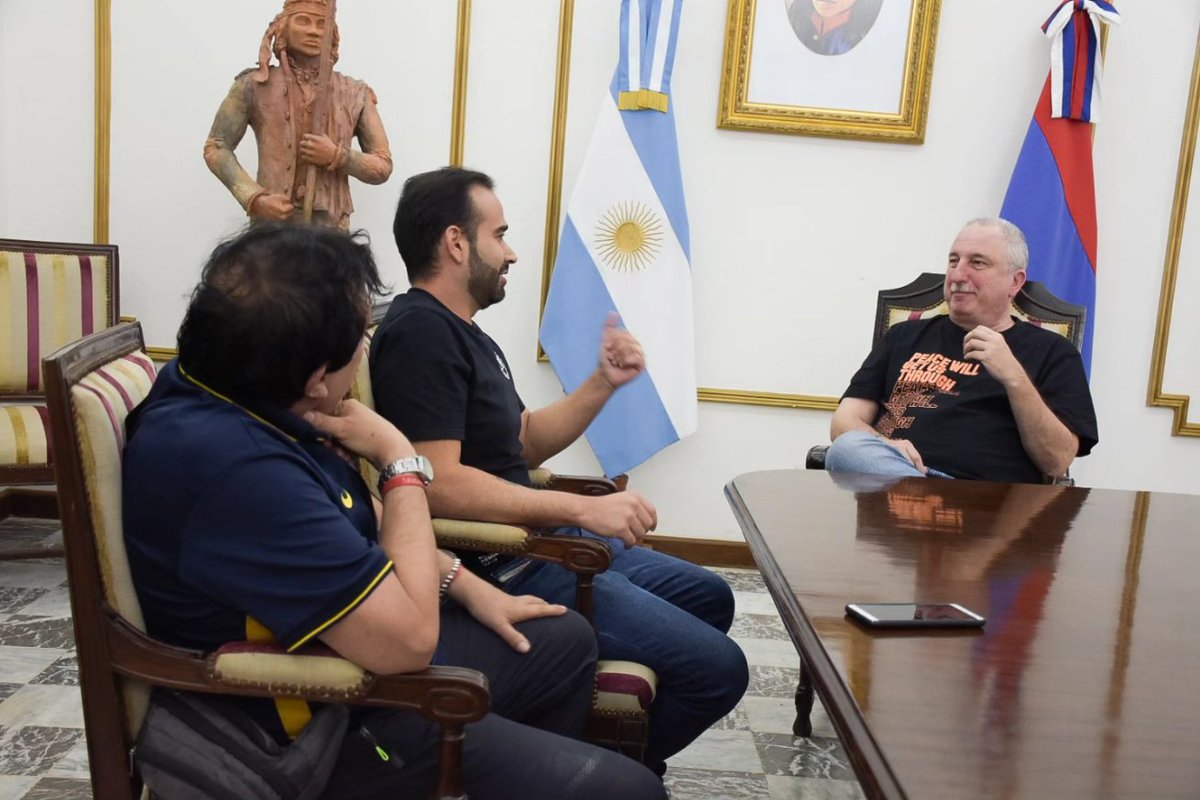 Reunidos con la conducción de la CGT, Alejandro Velázquez y Héctor Vallejos, buscando en este difícil momento que estamos atravesando el mejor de los caminos para el bien común.