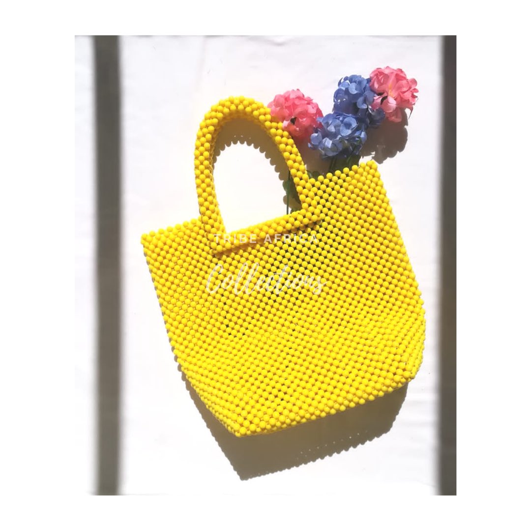 TribeAfricaCol's tweet photo. Radiant sunshine in every bead – embrace the warmth with this stunning yellow beaded bag! ☀️✨

Shop here 👉🏾https://t.co/Rx37PGRwRb

#tribeafricacollections #etsyseller #SmallBiz #Beadedbag #Handcrafted #ArtisanBags #Handmade #BeadedPurse #SupportLocal #SmallBusiness https://t.co/428Gn9N1tY
