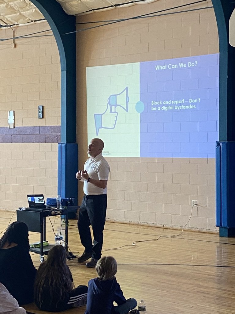 WBPSwildcats's tweet photo. Great to be at the Howard School today for "How to Keep Our Students Safe on Social Media" presentations for grades 5 and 6.  Thank you to the WB PTO for sponsoring.  The information is excellent and well-presented.  Reminder about the parent session tonight at the MSHS https://t.co/DmjpLyXpG3