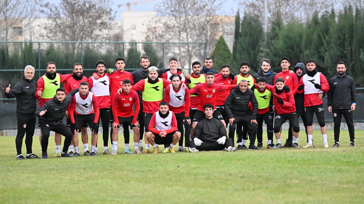 Turgutlusporklb's tweet photo. Günün Kazananı Turgutluspor 📷
#Turgutluspor https://t.co/uhNN5STDJU