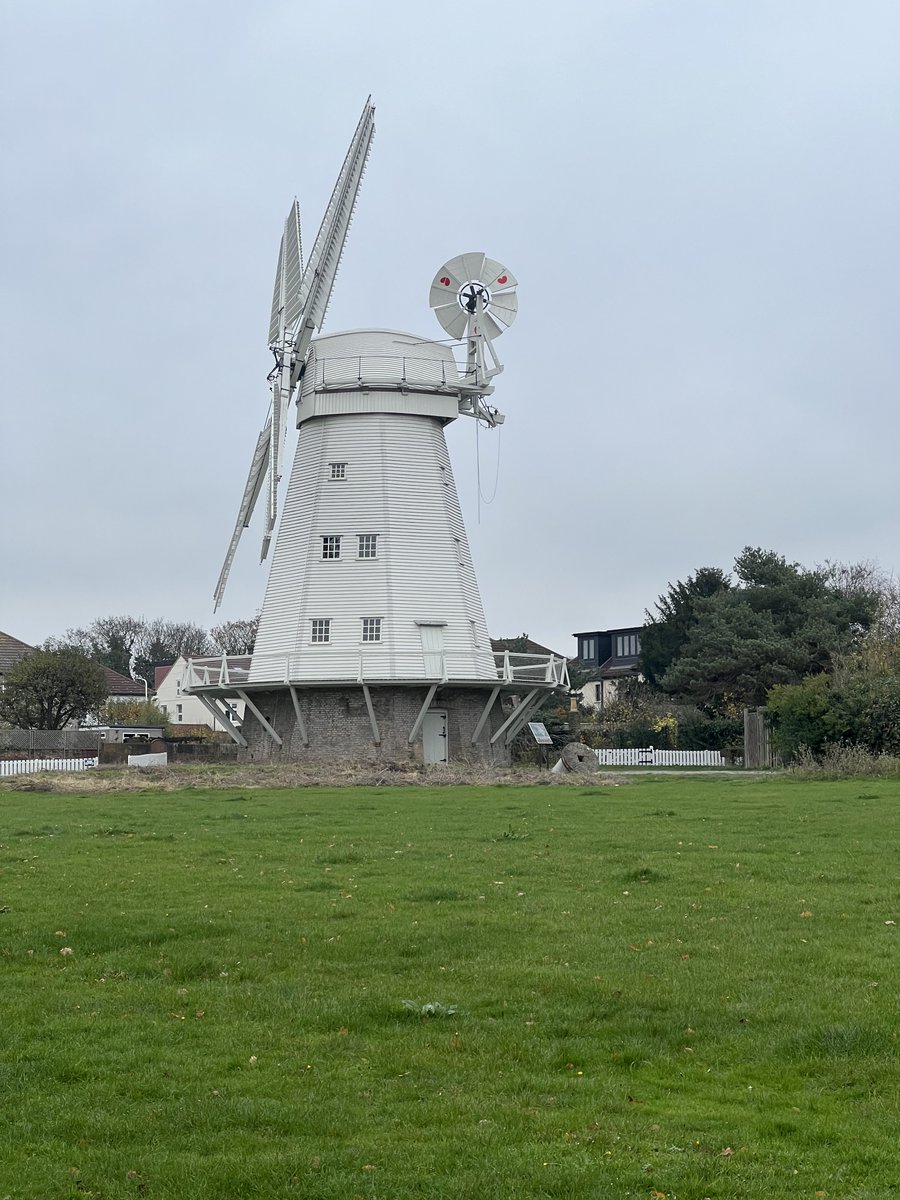 Thames_Chase's tweet photo. Book online! Join us for our next Guided Heritage Walk on Feb 2nd. Discover hidden gems in Upminster including Upminster Windmill, Tithe Barn and The Old Chapel: https://t.co/zvq8JgG75t #thameschase #walk #havering #upminster #heritage https://t.co/2704naC3ME