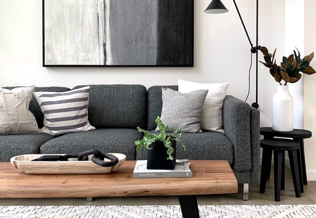 Brace yourselves, Canadians - the housing market rollercoaster is levelling out. Time for the Great Chill! ❄️🏡

Check out this blog for everything you need to know about the 2024 real estate market! 

rlrc.ca/IAv1R2ym59