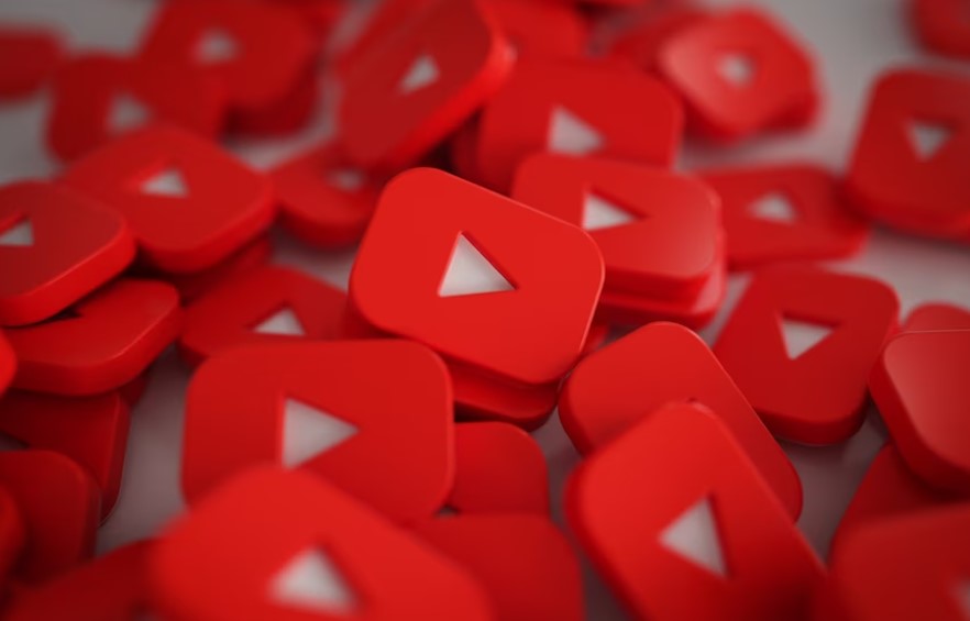 rajendrokumar's tweet image. Discoverability:** YouTube is the second largest search engine in the world, after Google. People use YouTube not only for entertainment but also for information. Optimizing your videos for search helps your content get discovered by a wider audience.
#youtubevideoorganicgrowth