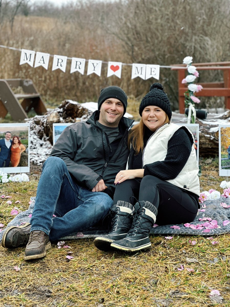 KasperMeagan's tweet photo. A little life update! 12.31.23 💍 My years of planning D54 events has prepared me for this upcoming year of wedding planning! https://t.co/v2tkilehlj