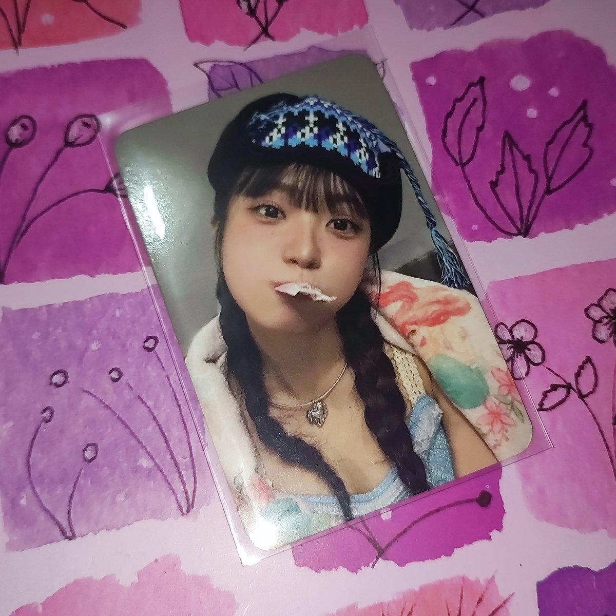 shionsells's tweet photo. 🩷 … 𓄹𓈒 ฅ #elomails ฅ — # ༘
            si yabang naman !!! grabe,, super pretty yerim. buti na lang naka-secure ako nito kung nde nagdadabog n ko sa inggit HAHAHAJAJAHA thank you so muchh, @mywanwanwan!! tweeting kc gusto ko lang talaga iyabang,, pretty kasi saur muchhhh 🥺🩷 https://t.co/L6mgk4ERuu