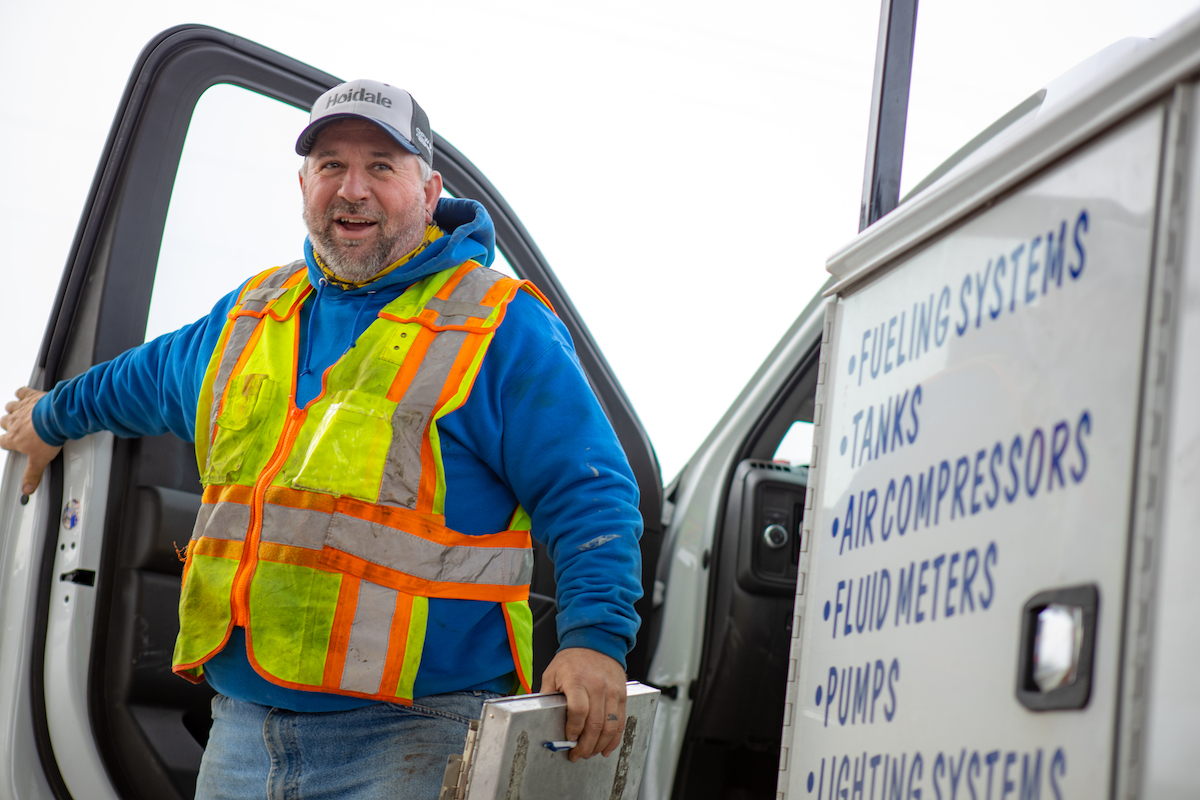 Are you a skilled technician looking to grow &amp; thrive in a dynamic, customer-centric, family-owned company that's dedicated to our community? Join the P.B. Hoidale family as a Service Technician in KS &amp; OK! Fuel your success with us! Apply today: mldonham@hoidale.com.