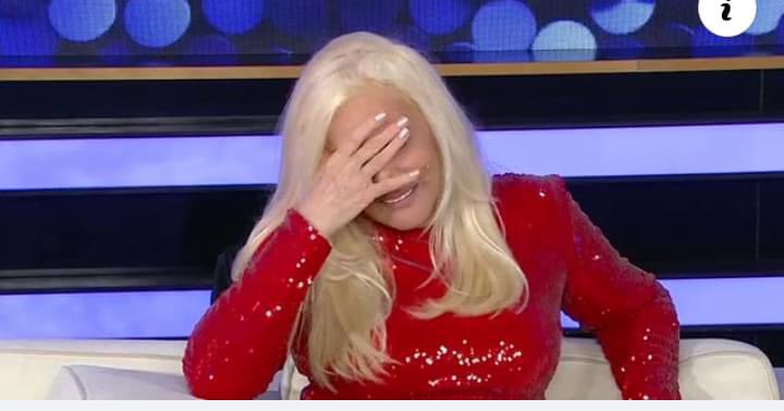 temotizox's tweet image. (Un docente del norte argentino le responde a la diva televisiva,  Susana Giménez, quien propuso mandar a los pobres del norte al campo, a criar gallinas)

Hola Susana:
Me llamo Cristian Angel Barrionuevo, me desempeño como Músico y Docente, soy del Norte Argentino. Nací en el