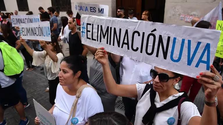 informeconstrucción.com tweet media