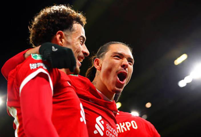 pokbingo's tweet photo. Liverpool struggles with Nunez: Most explosive in the attack, only weak in finishing.
#Liverpool #Nunez #AttackConcerns #FinishingIssues #FootballChallenges https://t.co/3khoyETRFY