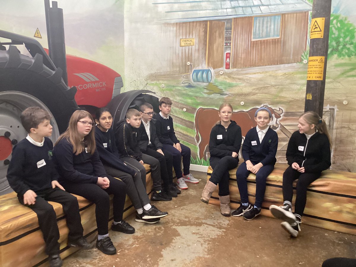 Carmondean PS tweet media
