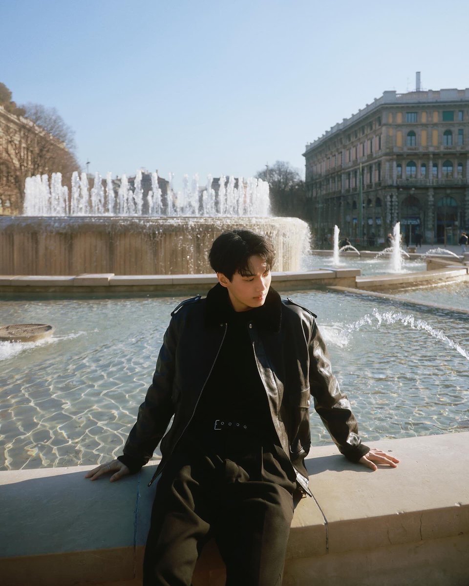 WinmetawinO's tweet photo. Strolling through the city @prada #prada

Ig winmetawin update

BA PRADA WIN in Milan 
#WINreadyforMilan 
#PradaFW24 @Prada 
#winmetawin @winmetawin https://t.co/gbfxqN3e5O