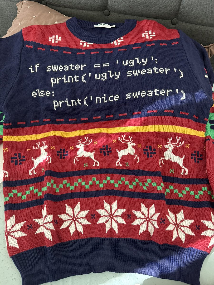 drishtijjain's tweet photo. Got my ugly Christmas Sweater a bit late, it is AWESOME @SlackAPI ! ๐
#BuildOnSlack https://t.co/DRcQ84lR1f