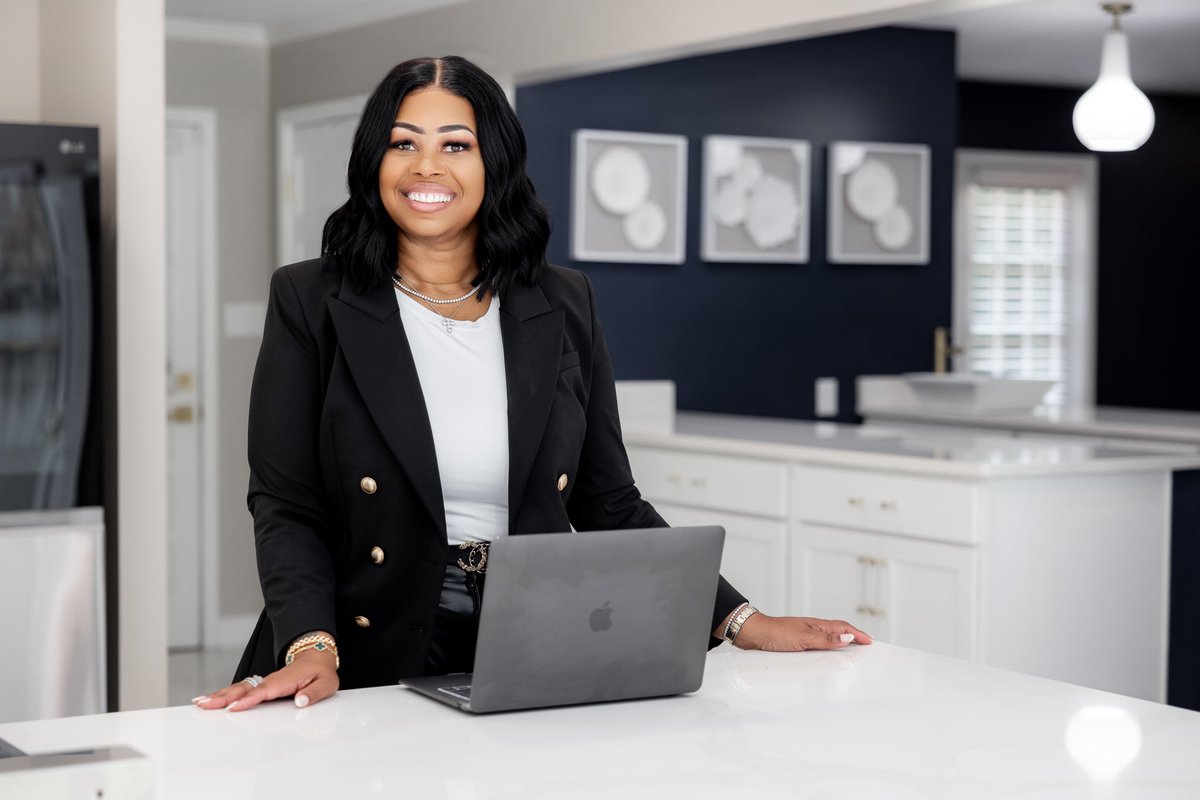 MarcusDPorter_'s tweet image. 🏡 Elevating brands, one captivating image at a time! ✨ Thrilled to share these snapshots from a recent session with an incredible Memphis real estate agent. 📸✨ BrandingMagic #ElevateYourBrand #MemphisRealEstate #VisualStoryteller #BrandPhotography #BusinessInspiration