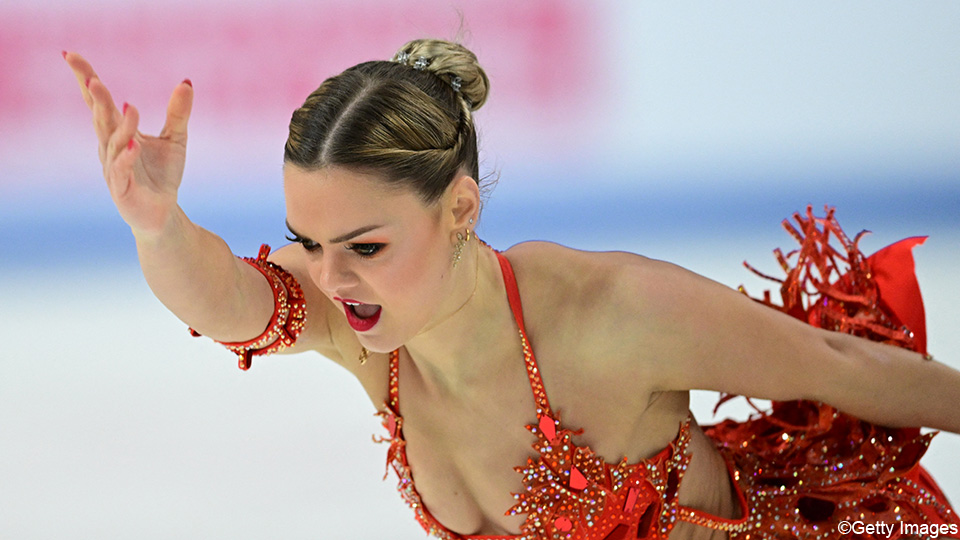 sporza's tweet photo. Belgische weelde op het EK kunstschaatsen: Loena Hendrickx en Nina Pinzarrone staan op 1 en 2 na de korte kür.
Zaterdag krijgen we de ontknoping in de vrije kür 🤞
https://t.co/p0ivgTjKmK https://t.co/uwnjCT2Gok