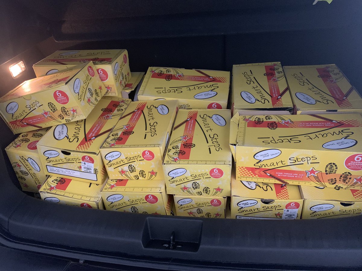 Vunenedogood's tweet photo. Today we bought 32 pairs of school shoes for our beneficiaries 🙏🏽. 

Much appreciation goes out to Shoes City Mall at Reds, the staff was amazing and in-fact went an extra mile 🙏🏽🙌🏾. 

Our wish is for kids to stay in school comfortably, and we are able to do this again in 2024. https://t.co/CBzpcdk1Y9
