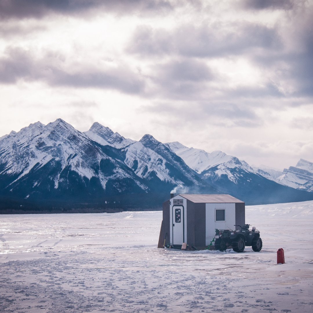 myKINGproduct's tweet photo. 'Tis the season for ice fishing, and we've got all the latest in portable connectivity gear. Check out https://t.co/x1d4Twoolr today to stock up on HDTV antennas, portable satellite TV antennas, and internet connectivity devices, perfect for your ice house. https://t.co/QMr433ME2t