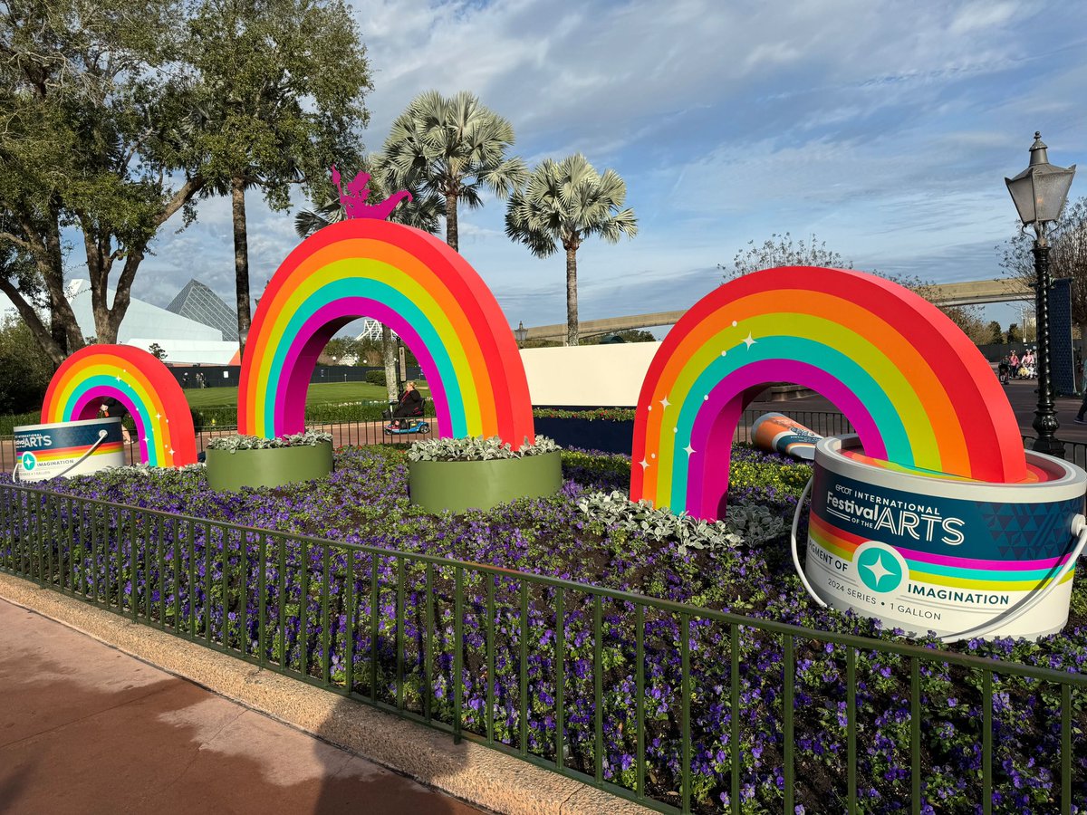 WDWNT's tweet photo. Festival of the Arts kicks off tomorrow at EPCOT and we were able to see some of the decor a day early 🎨 https://t.co/qtI15TNHbC
