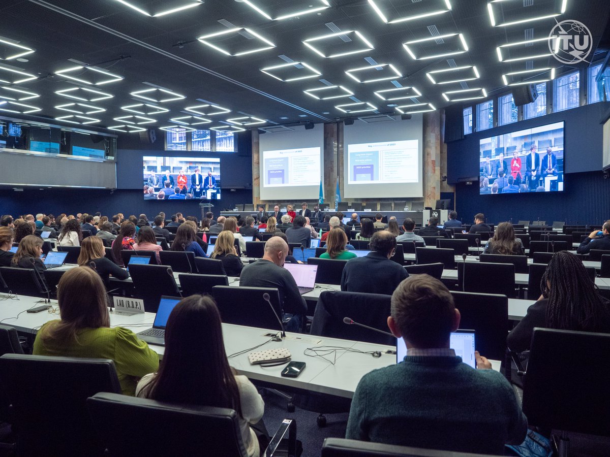 Much progress was made in 2023 to create the digital future we want and our #FitForFutureITU. 
Today the @ITU team gathered for our first Townhall of 2024 as we set sights firmly on the priorities and actions ahead to deliver long-term impact