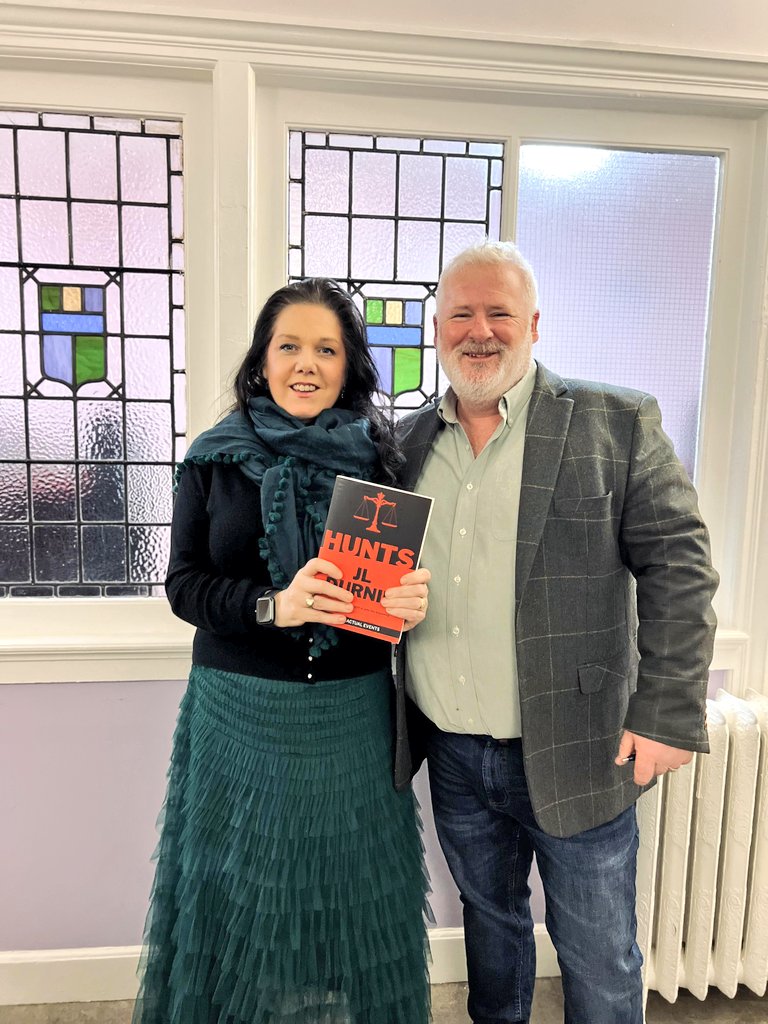 JLDurnieWriter's tweet photo. Thank you so much to everyone who made it along to the #Hunts book launch last night
@OnTheShelfBooks was a great host and the audience were very kind 🙌📚🍷 #crimewriters #CrimeFiction #debut  @CapringtonPress https://t.co/QKFmvsLeuA