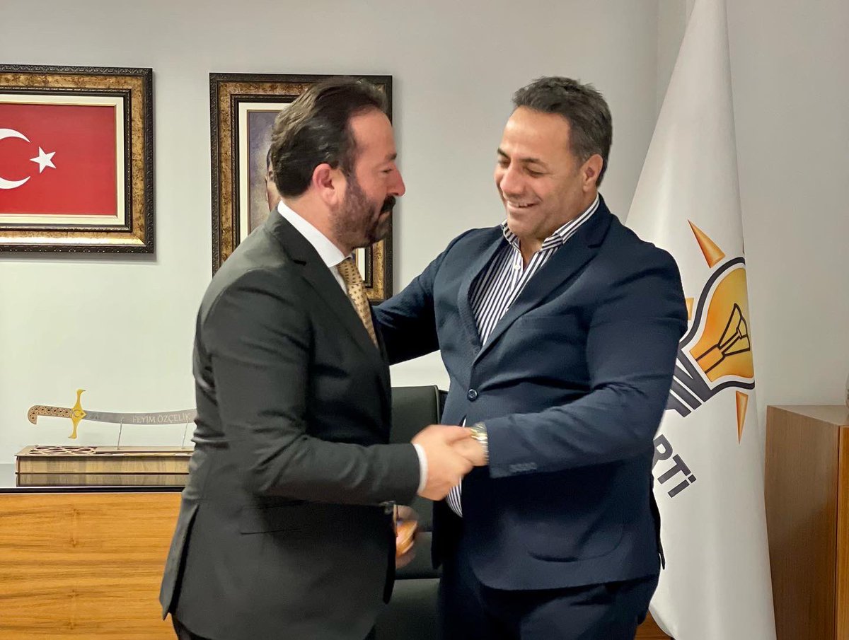 suleymanartci's tweet photo. İl Başkan Yardımcılarımız; Feyim Özçelik ve Dilaver Kişili ve İl Yönetim kurulu Üyemiz Berkan Yıldızhan’ı ziyaret ettik.

Misafirperverlikleri ve hoş sohbetlerinden dolayı teşekkür ediyorum… https://t.co/It7Q0nlsd8