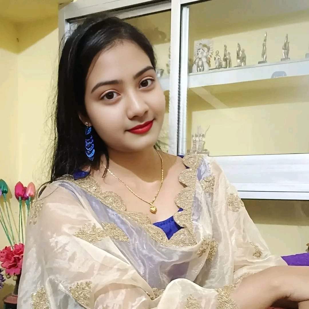 Nilim51574's tweet photo. যদি লাগাতে দেই কিভাবে লাগাবা🥰 https://t.co/8Vli8ZNfeF