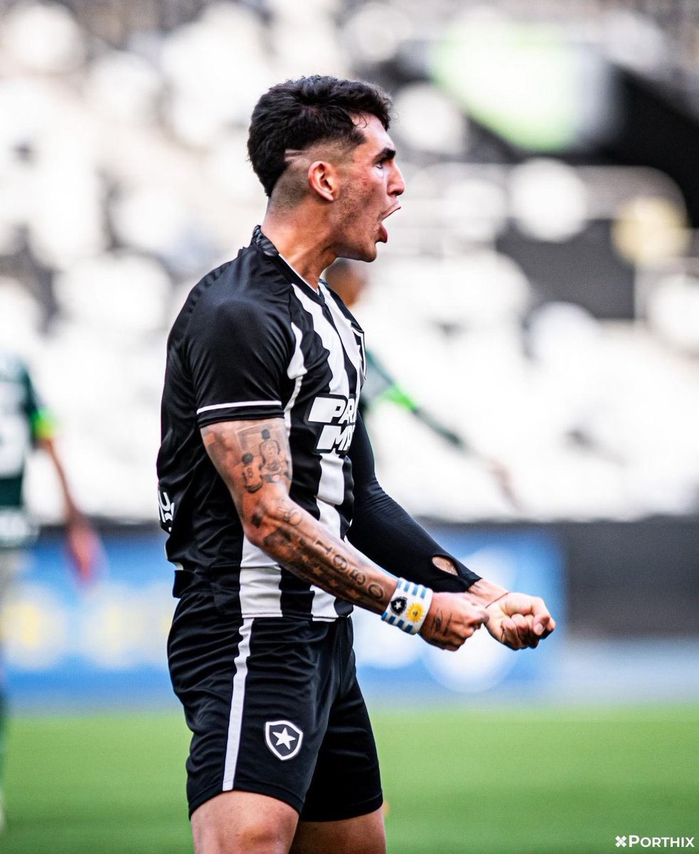 Con información de <a href="/CLMerlo/">César Luis Merlo</a> Diego Abreu es nuevo jugador del Deportivo Toluca.

Llegará cedido 1 año con opción a compra. 

Hay nuevo delantero en Toluca. 👹🇲🇽

#DiablosTwitteros