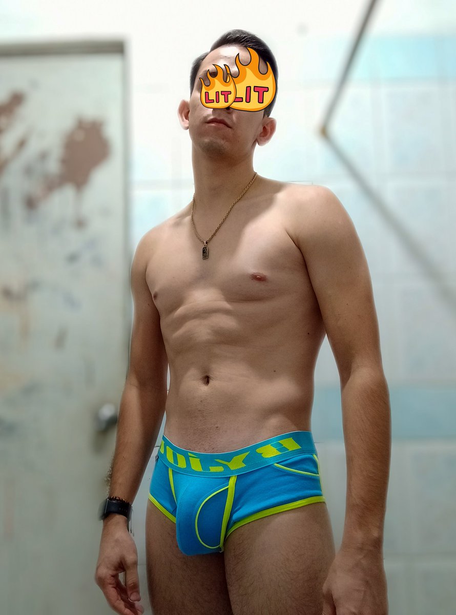 GodinezBrizuela's tweet photo. Como me veo mi amor @EimytrejoOfic 
Que opina la gente ya a rimo only o nel?🔥🔥🔥 https://t.co/UEc3E0JDAF