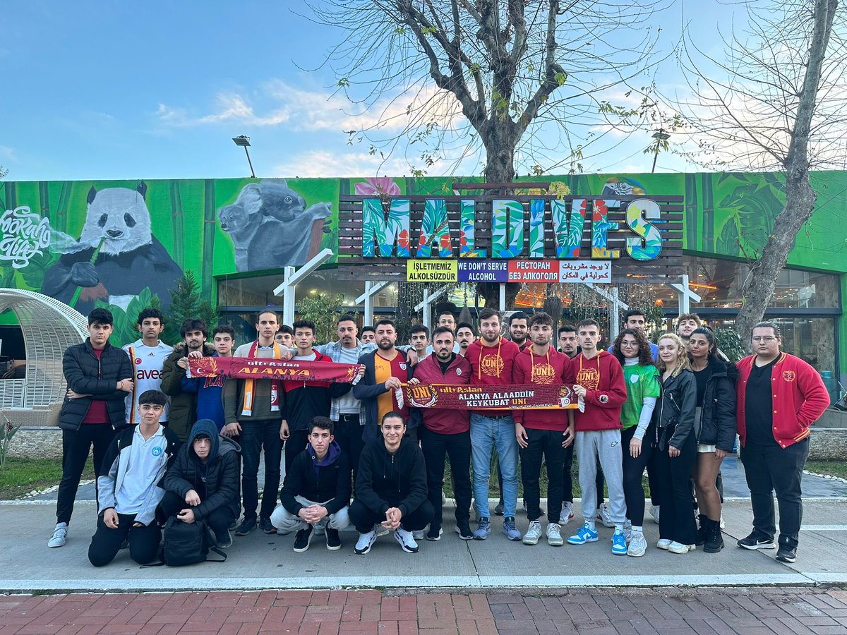 uAUNIALKU's tweet photo. BİZE HER SEVDADAN GERİYE KALAN SADECE GALATASARAY!! 

Galatasarayımızın sivasspor maçını hep beraber omuz omuza izledik. 

#ultrAslanUNI 
#AkdenizBölge
#uAUNIAlanya https://t.co/y5h1R7su7C