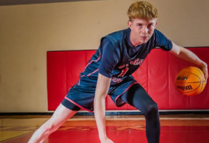 Phenom Hoop Report (@phenom_hoops) on Twitter photo Kevin’s Players to Know (1.11.24)
#PhenomHoops per <a href="/KevinMoses38/">Kevin Moses LLC</a>
'24 Ashton Romney <a href="/ashromney_26/">Ashton Romney</a>
'24 Zach Luz <a href="/Zach_Luz/">Zach Luz</a>
'24 Luke Reder <a href="/RederLuke/">Luke Reder</a>
'25 Eli Pendleton <a href="/_Elijah5/">Eli Pendleton †</a>
'25 Karter Holland <a href="/KarterHolland_/">Karter Holland</a>
Read: phenomhoopreport.com/kevins-players… Kevin’s Players to Know (1.11.24)
#PhenomHoops per <a href="/KevinMoses38/">Kevin Moses LLC</a>
'24 Ashton Romney <a href="/ashromney_26/">Ashton Romney</a>
'24 Zach Luz <a href="/Zach_Luz/">Zach Luz</a>
'24 Luke Reder <a href="/RederLuke/">Luke Reder</a>
'25 Eli Pendleton <a href="/_Elijah5/">Eli Pendleton †</a>
'25 Karter Holland <a href="/KarterHolland_/">Karter Holland</a>
Read: phenomhoopreport.com/kevins-players…