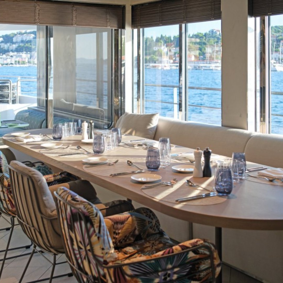 SimplyStLucia1's tweet photo. JANUARY SALE- Emerald Luxury Cruises
Up to 35% off in 2024!

To enquire, call 01732 810372!

@emeraldcruises.global

# #JanuarySale #EmeraldLuxuryCruises #CruiseDeals #LuxuryTravel #Travel2024 #VacationDiscounts #CruiseOffers #TravelSpecials #CruiseSale #LuxuryCruise https://t.co/2a6tqnJbDI