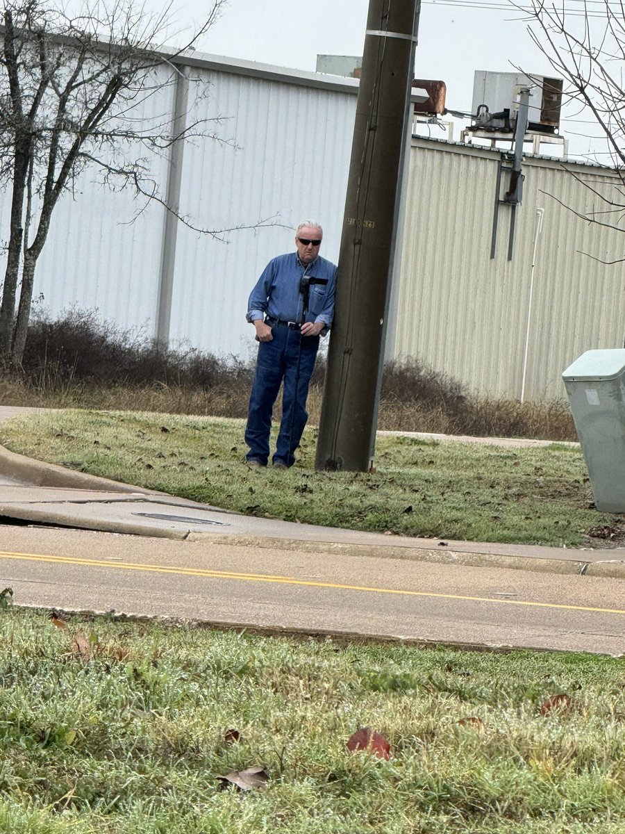Sources are telling me Cypress Grove Intermediate School is on lockdown because two “suspicious men with cameras” are outside the school filming. Source also tell me they are so-called “First Amendment auditors” who go around town taking pictures of public buildings … (cont)
