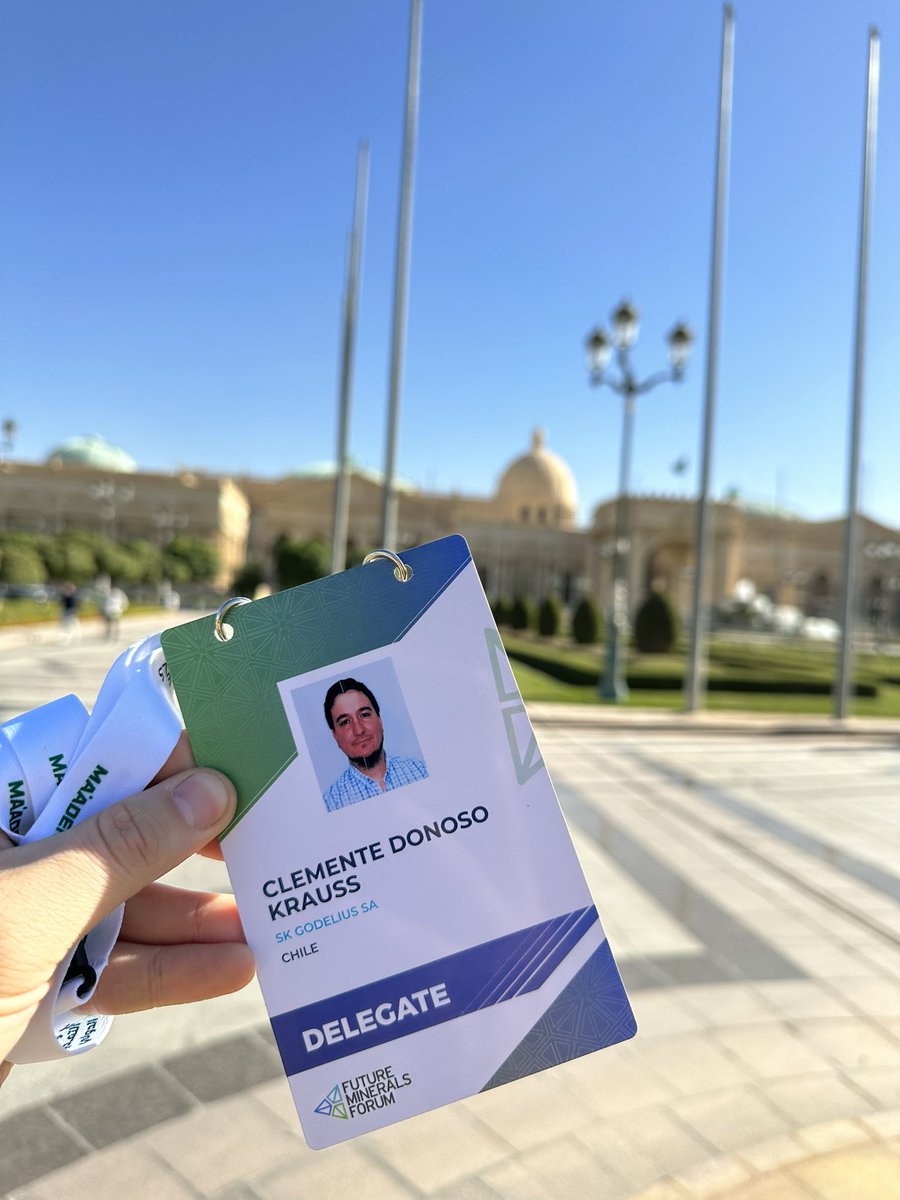 Estuve en el <a href="/FutureMineral/">مستقبل المعادن | FUTURE MINERALS</a>, en Riyadh, KSA 🇸🇦. Es impresionante como desarrollador ver como uno de los proyectos en los cuales trabajaste todo un año se encuentra en otro país y se llena de elogios, más aún cuando algunos visitantes te comparan con Tony Stark.