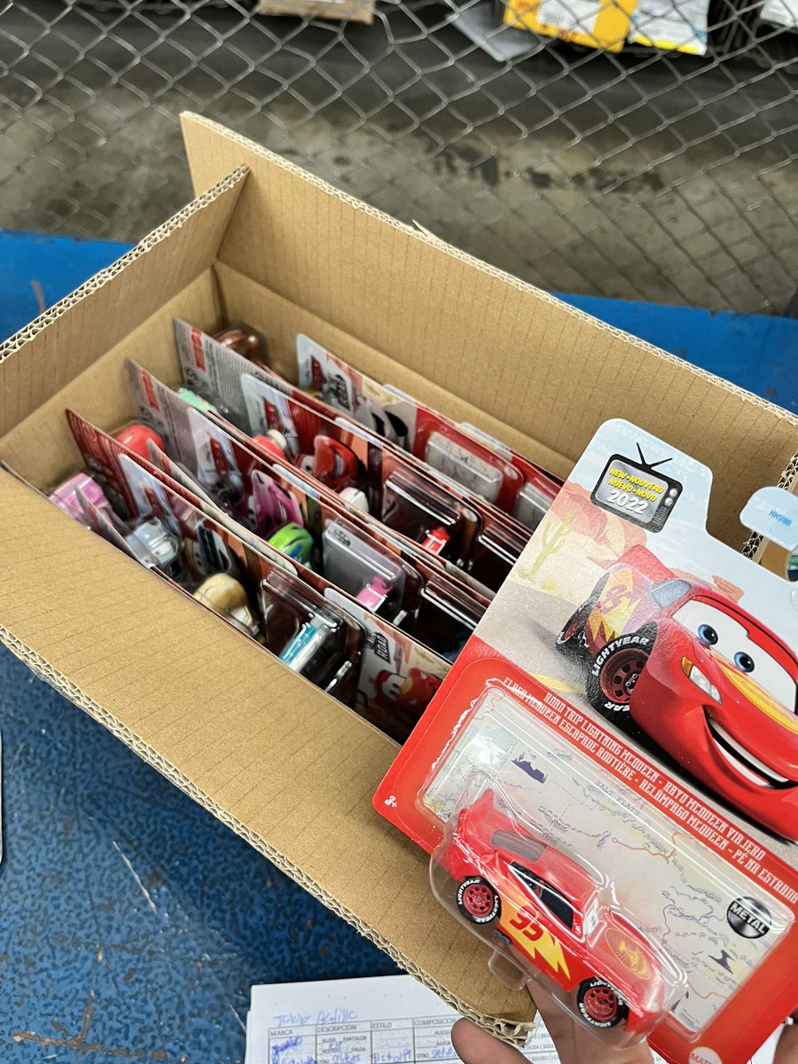 Encontre la felicidad en una caja