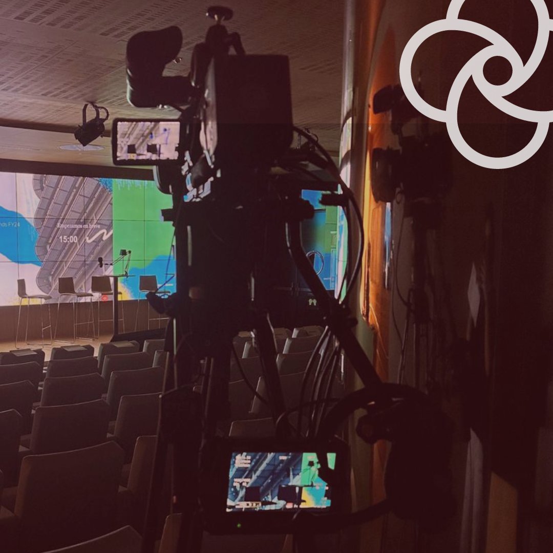 El #vídeo es un medio poderoso para contar historias, pero, los impactantes requieren algo más que habilidades técnicas: la #estrategiacreativa.

La clave está en entender el propósito y los #objetivos de nuestros clientes. A partir de ahí, ayudamos a desarrollar la narrativa.