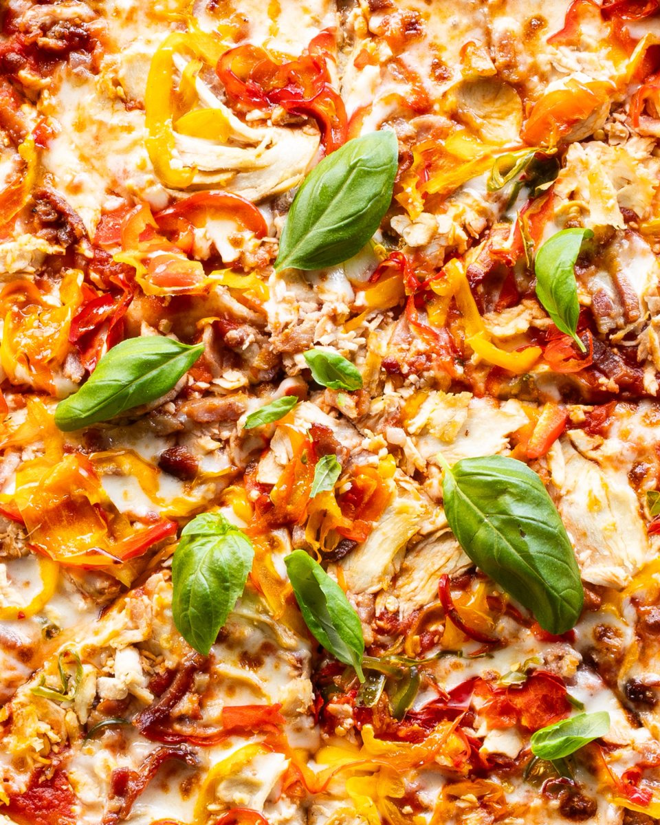 basewfp's tweet photo. Name the pizza ๐ง We'll pick a few right answers to send a yummy discount code to ๐ซฐ๐
#basewfp #basepizza #pizza #pizzalover #pizzatime #pizzas https://t.co/zEeneBQbOB