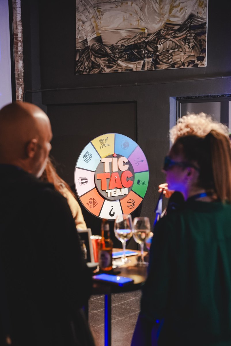 Dos equipos, una ruleta, y la emoción de descubrir qué desafío les depara. ¿Y tú, con cuántos equipos quieres competir? 🎰🏁