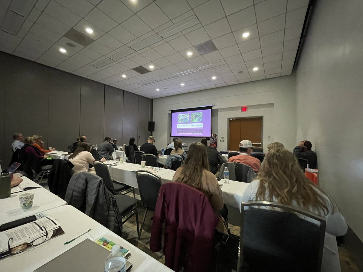 Haley Williams giving the Mississippi Small Fruit Update at the Southeast Region Fruit &amp; Vegetable Conference! @EStafne @MSU_crec