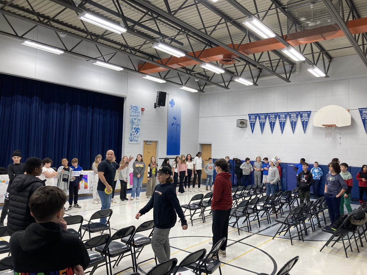 MrFeliceGr8s's tweet photo. Thank you Coach Miguel for teaching us about being team players today. @stocmississauga @MTClife #firststring The kids are already asking when you are coming back. https://t.co/Xq3NyfZ52p