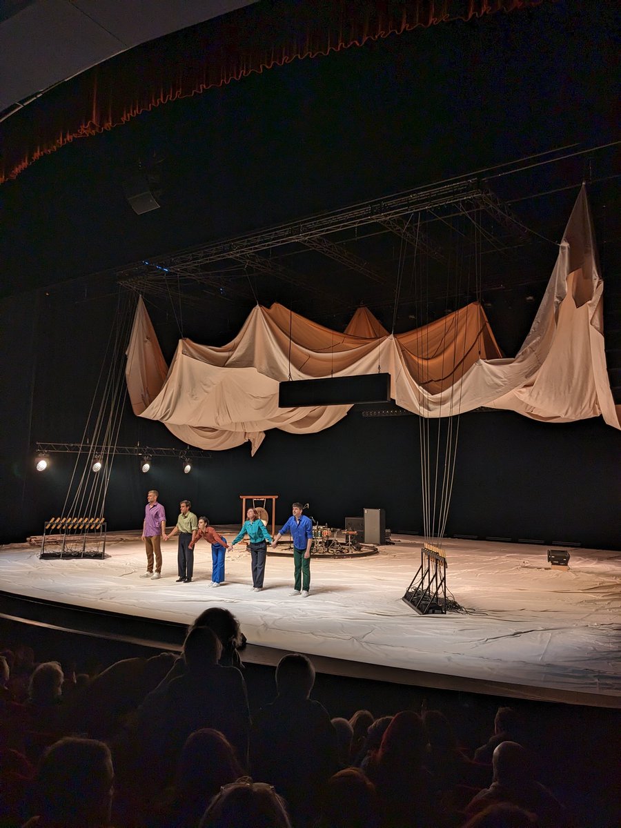 Rattrapage <a href="/MACCRETEIL/">maison des arts</a>