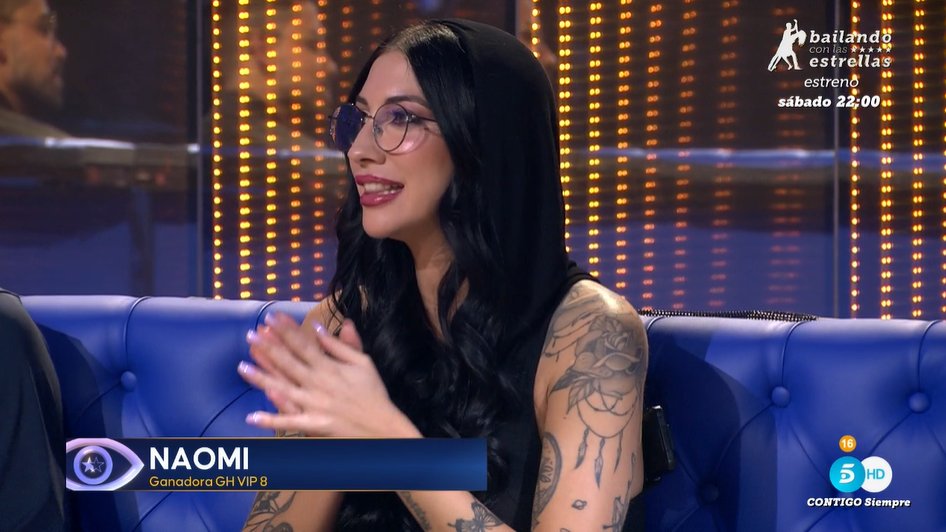 ghoficial's tweet photo. Naomi: "Ahora veré raro ver a otras personas en mi casa" #GHDúoEstreno https://t.co/r0MWTCbLmA