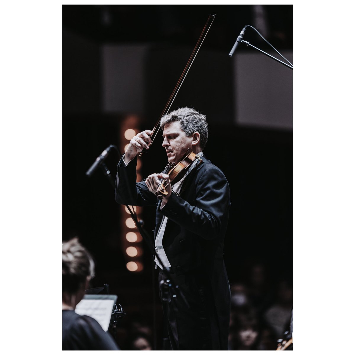 curtisperry's tweet photo. About last night… @JamesEhnes, Jessica Linnebach and Yosuke Kawasaki took the stage @NACOrchCNA for a wonderful program of #Bach violin concertos 🎻🎻🎻✨ https://t.co/qS2uHmJxxs